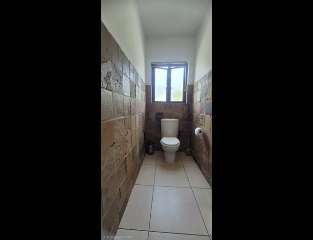 1 BEDROOM APARTMENT FOR SALE IN BRYANSTON